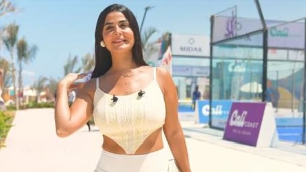  بالأبيض.. رانيا منصور تثير ضجة بهذه الإطلالة | شاهد