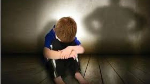  استدرجه للمقابر.. حيثيات الحكم على عاطل هتك عرض طفل بـ5 جنيهات 