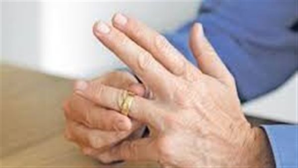 كل شوية نايمة عند صاحبتها..صلاح يطلب تطليق زوجته في محكمة الأسرة