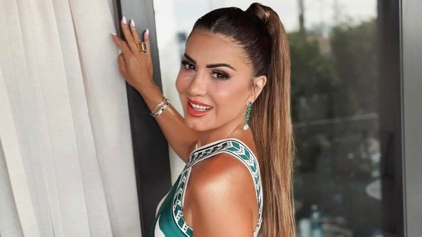  بفستان ستان.. نجلاء بدر تثير الجدل بإطلالة جديدة | شاهد