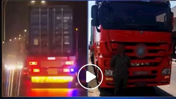 فيديو جنوني.. تفاصيل القبض على سائق مقطورة هدد حياة المواطنين | شاهد