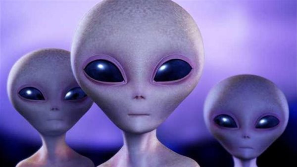 ما القصة؟.. جسم غامض يقترب من الأرض ومصدره كائنات فضائية