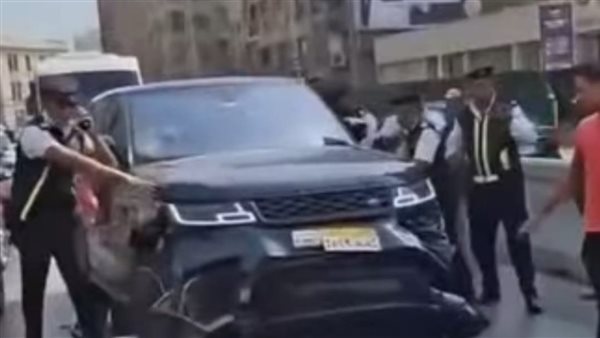 مفاجأة مثيرة.. ماذا وجد الأمن في سيارة السائح الخليجي صاحب واقعة كوبري أكتوبر؟