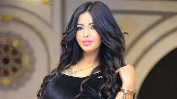  ليست أنثى.. صدمة على السوشيال ميديا بعد القبض على البلوجر ياسمين تخلي الحجر يلين | شاهد