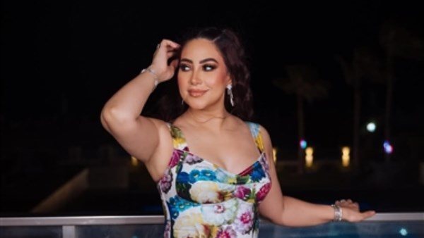 سعر صادم.. فستان بوسي يثير الجدل على السوشيال ميديا | شاهد