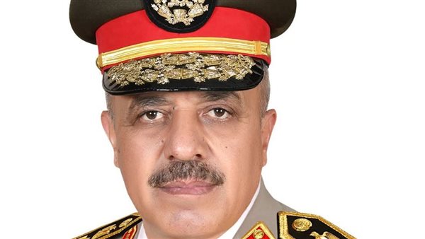 رئيس أركان حرب القوات المسلحة يهنئ الفريق أول ركن خالد خليفة حفتر بمناسبة توليه منصب رئيس الأركان العامة للجيش الوطنى الليبى