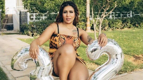  إيجار شقتي بـ15 ألف جنيه.. اعترافات مثيرة للبلوجر لوليتا في التحقيقات