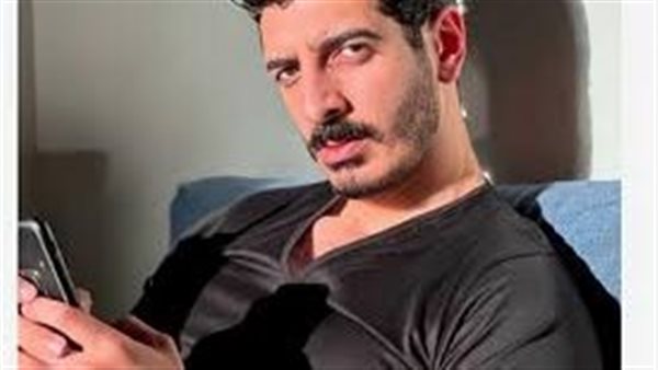 ساعة ألماس وآيفون ذهب.. مفاجأة مثيرة عن المضبوطات بحوزة شاكر محظور