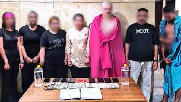  يمارسون الرذيلة.. تفاصيل القبض على 4 سيدات و3 رجال داخل نادى صحى بأكتوبر 
