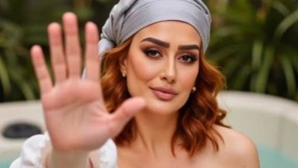  صغرت 20 سنة.. غادة عبد الرازق تثير الجدل بهذه الإطلالة | شاهد