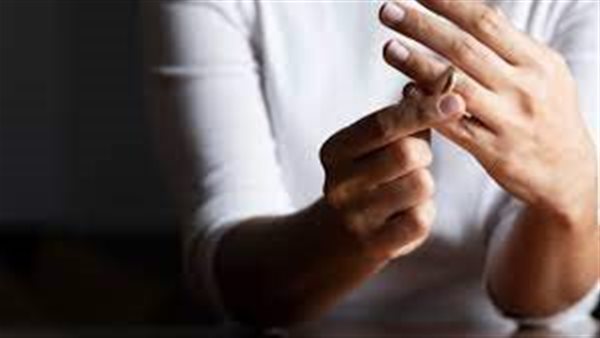 بيضربني ويقولي بحبك..منة تطلب خلع زوجها في محكمة الأسرة