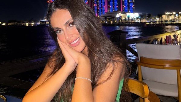 ملابس ملفتة.. إسراء عبد الفتاح تخطف الأنظار بهذه الإطلالة | شاهد