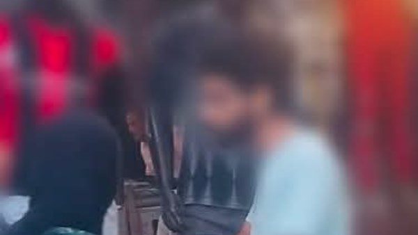  بمحل ملابس..شاب يضرب فتاة ويسحلها لسبب صادم في الغربية 