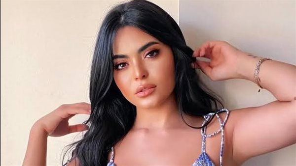 بالكاجوال.. أسماء جلال تثير ضجة في أحدث ظهور | شاهد 