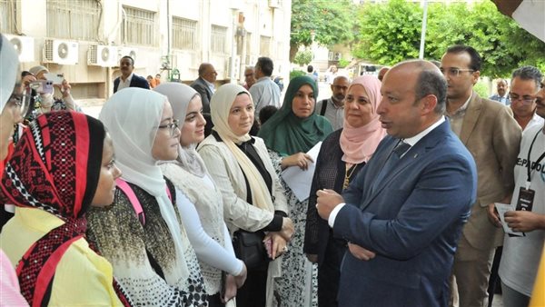 قصر العيني يستقبل طلاب الثانوية العامة المرشحين للعام الجامعي الجديد 2025/2026 (صور)