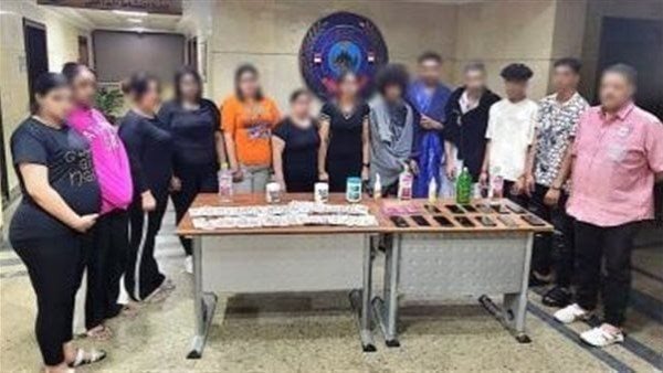  6 رجال و7 سيدات.. تفاصيل سقوط شبكة لممارسة الرذيلة داخل نادي صحي بالنزهة 