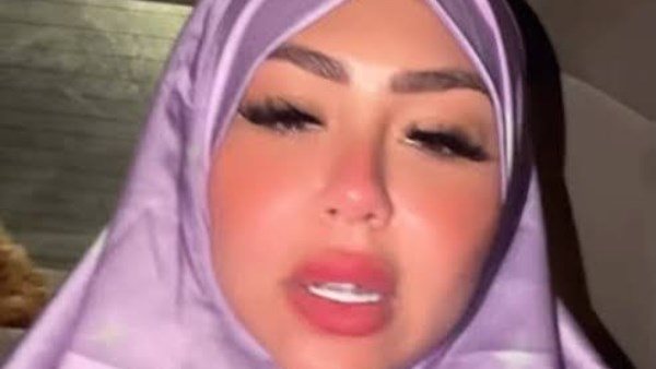  بعد ظهورها بالحجاب.. صور أثارت الجدل لـ هدير عبد الرازق | شاهد