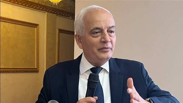 رضا حجازي يقدم رؤيته المستقبلية للتعليم والتنوع الثقافي بحلول 2050 (صور)