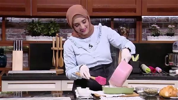  تريند السوشيال ميديا..الشيف مروة الشافعي تثير الجدل بسبب وصفة الأرز المعمر بالحمام 