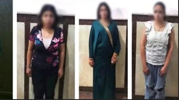 سقوط شبكة الهواتف المشبوهة.. تفاصيل القبض على 4 سيدات يروجن لأعمال منافية للآداب بالإسكندرية