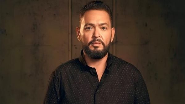  فيديو رصد الواقعة.. كاميرات المراقبة تكشف تفاصيل تعدي ابن أحمد رزق على زميله 