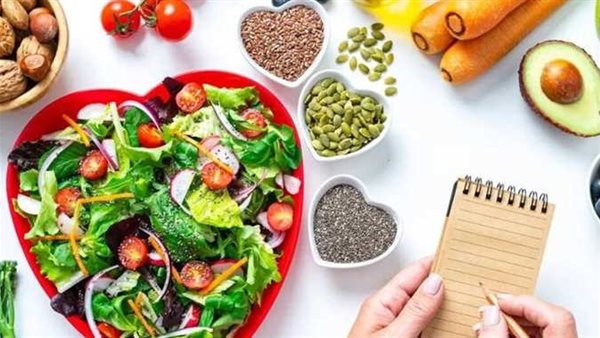 للرجال فوق الأربعين.. 7 أطعمة هتخلي قلبك شباب رغم سنك