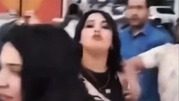 تريند المهندسين.. قرار عاجل ضد فتاة اعتدت على سائق تاكسي 