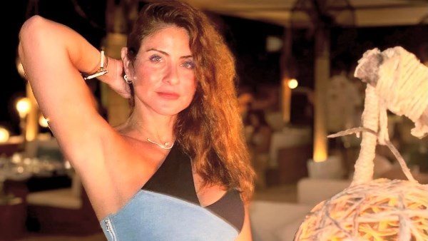 داخل الجيم.. هيدي كرم تخطف الأنظار بإطلالة جريئة | شاهد