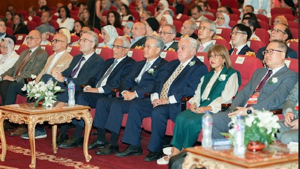 الجامعة البريطانية تطلق أول مؤتمر دولي لطب الأسنان بحضور السفير الكوري