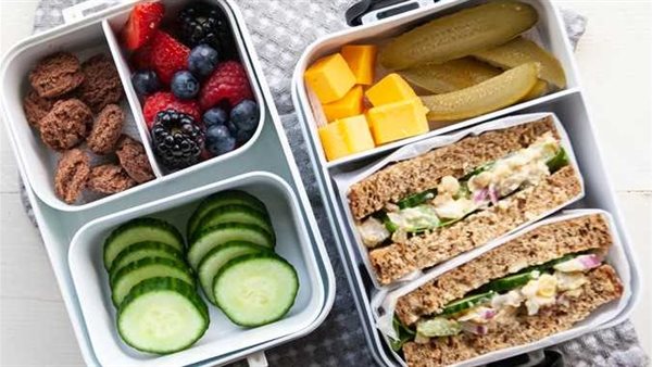 تحذير هام.. هذا النوع من اللانش بوكس يسبب اضطراب فرط الحركة ويشتت انتباه طفلك