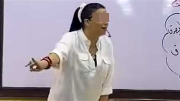 معلمة كل الرجال أندال تثير الجدل.. ومختصون: يجب تأهيل المدرس للتعامل مع الطلاب | فيديو