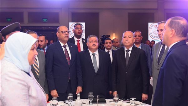 وزير العمل يُشارك في فعاليات