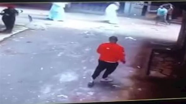 عاطل تحرش بفتاة وقُتل على يد أقاربها.. ماذا حدث في مشاجرة شبرا الخيمة؟ 