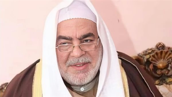 رحيل شيخ القراء.. تفاصيل وفاة أقدم محفظ قرآن بكفر الشيخ بعد 55 عامًا في خدمة كتاب الله