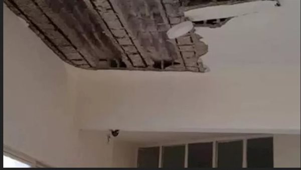 تفاصيل لحظات الرعب داخل مسجد بعين شمس بعد سقوط جزء من السقف