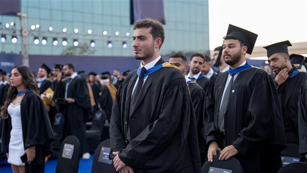 فرع جامعة كوفنتري في مصر يحتفل بتخرّج الدفعة الثالثة