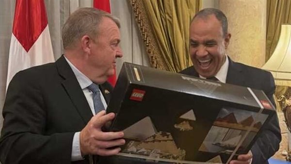 سعرها 8300 جنيه.. القصة الكاملة للعبة «ليجو الهرم» المهداة لوزير الخارجية بدر عبد العاطي