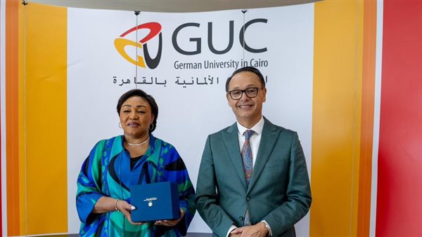 لبحث التعاون الأكاديمي والمنح الدراسية.. السيدة الأولى للكونغو الديمقراطية تزور الجامعة الألمانية بالقاهرة 