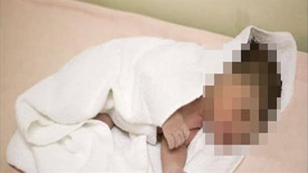  والدتها بتسيبها في البيت وتروح الشغل.. تفاصيل مأساوية في العثور على جثة رضيعة بشنطة مدرسة بفيصل 