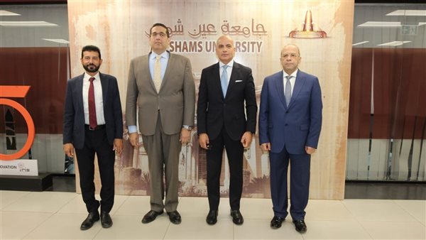 رئيسا جامعتي عين شمس والمصرية للتعلم الإلكتروني الأهلية يتفقدان المركز الدراسي للجامعة الالكترونية بعد تطويره