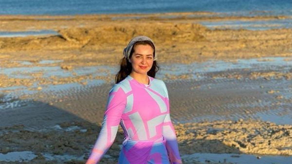 فستان لافت.. هبة مجدي تخطف الأنظار في أحدث ظهور | شاهد