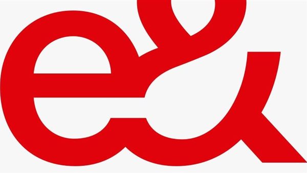 إي آند مصر تحقق إنجازًا رائدًا في تكنولوجيا الميكروويف بإطلاق أول هوائي في العالم من نوع Uranus MB²متعدد الحزم والنطاقات