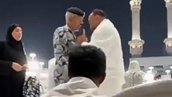 سامحته ويا بخت من بات مظلوم.. ماذا قال المعتمر المصري المعتدَى عليه بالسعودية؟