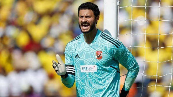 قولتله ونصحته.. أحمد شوبير يكشف تطورات إصابة محمد الشناوي 