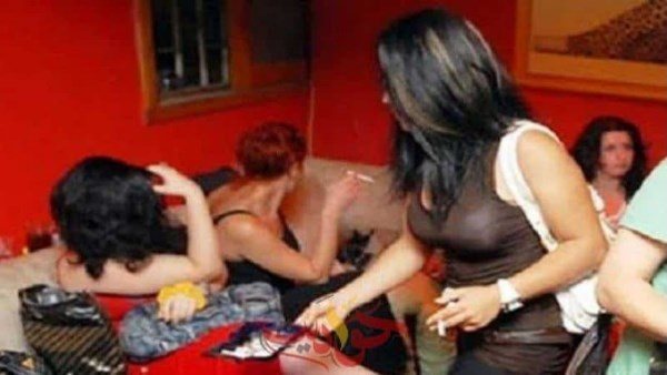  بالملايات.. الداخلية تصطاد شبكات دعارة بالنوادي والمولات وراغبي المتعة 