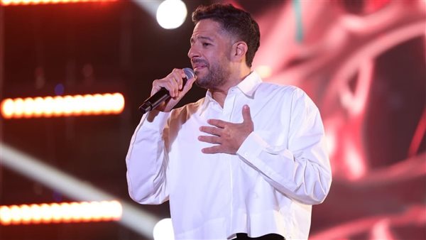 محمد حماقي يحيي حفلًا ضخمًا في مقر الأكاديمية العربية بأبي قير