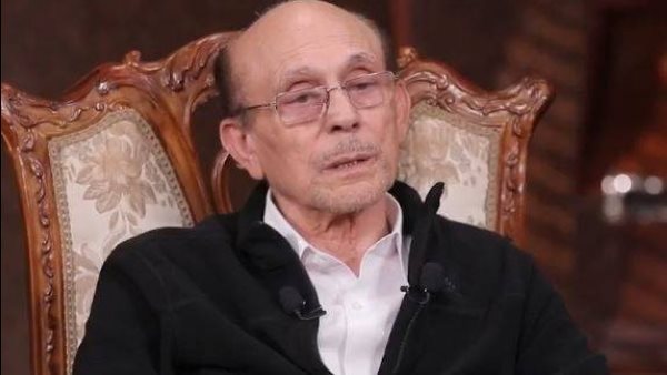 العلاج مؤلم وقاسي.. محمد صبحي يكشف لأول مرة تفاصيل إصابته بفيروس في المخ
