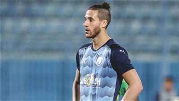 كنت رايح أقابل بنت في المعهد.. ماذا قال منتحل صفة رمضان صبحي بواقعة التزوير؟