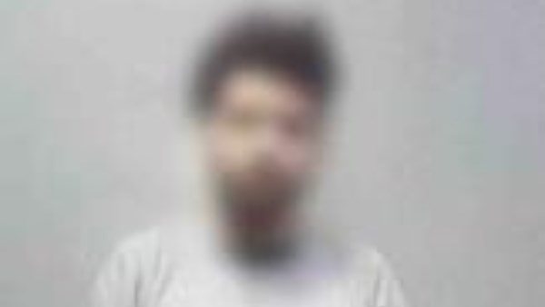 صور ومقطع صوتي.. تفاصيل مثيرة في القبض على شخص إبتز فتاة أجنبية بالقاهرة 